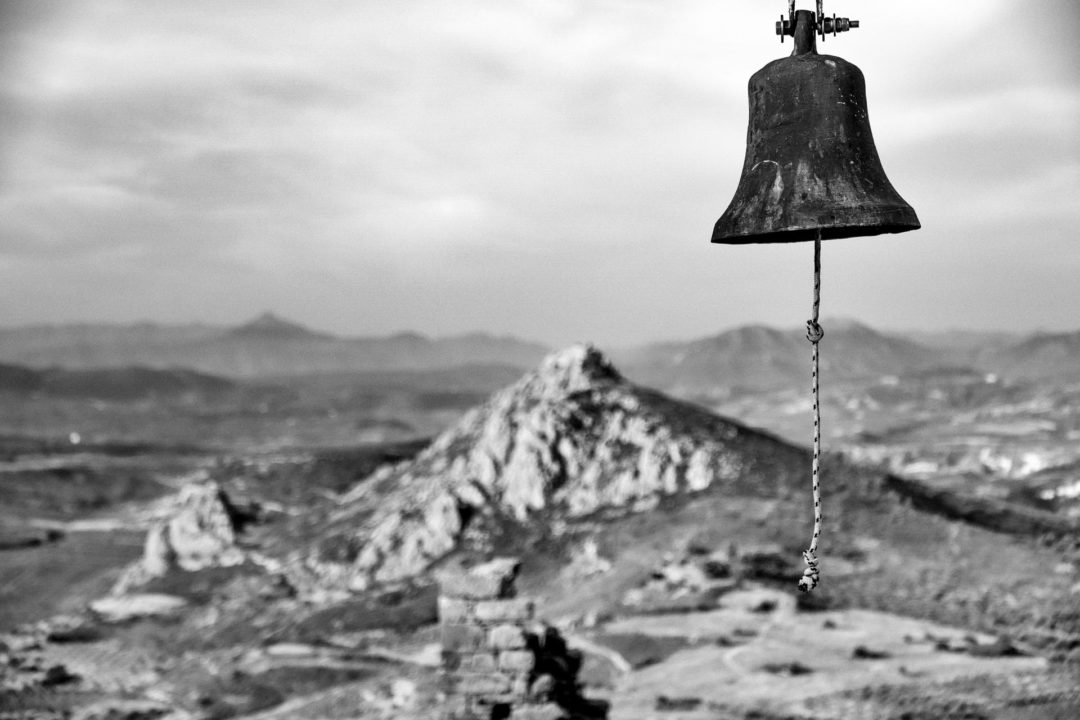 A Bell Above the Horizon